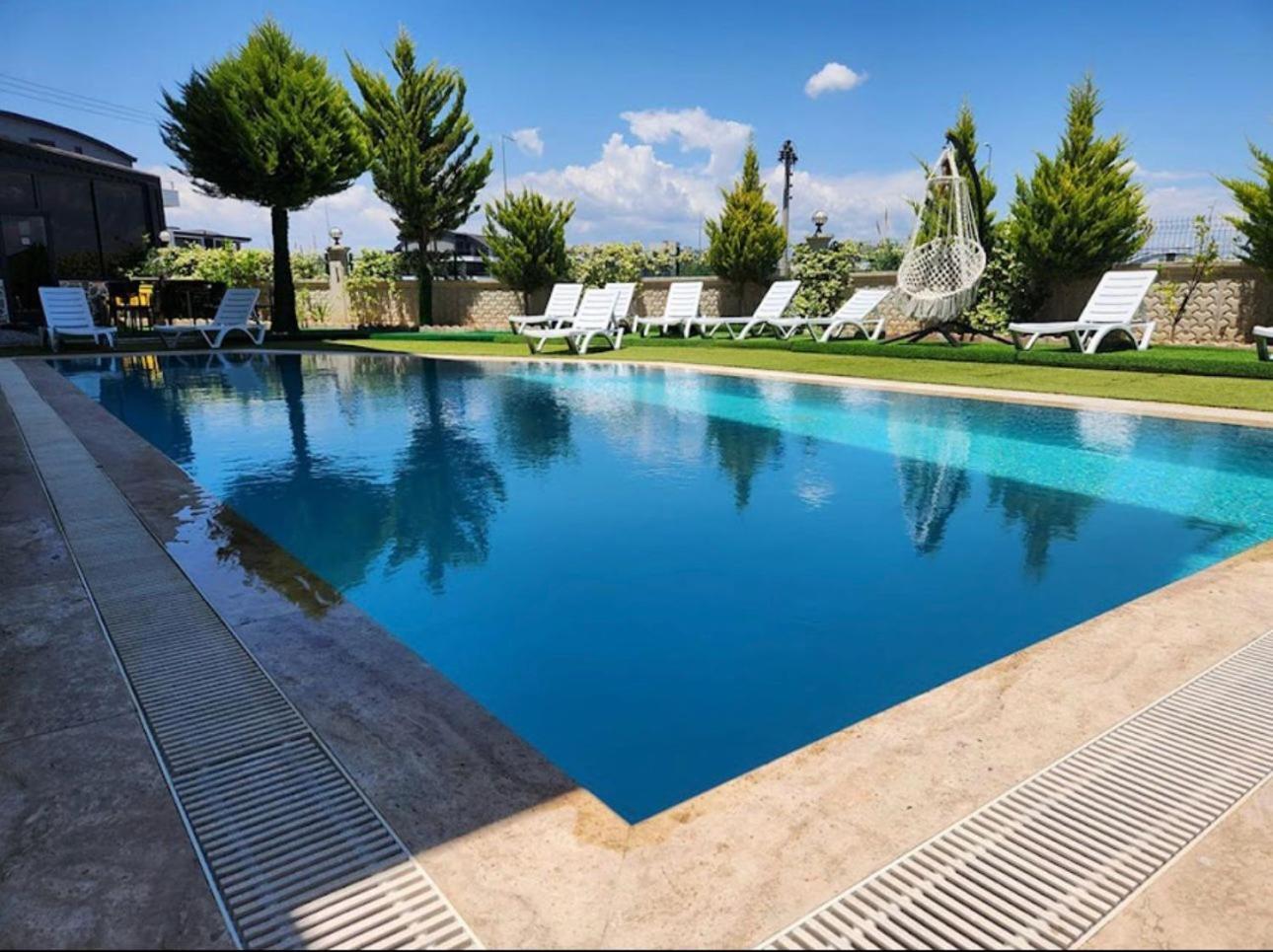 Gardenya Lara Suit Hotel Antalya Eksteriør bilde