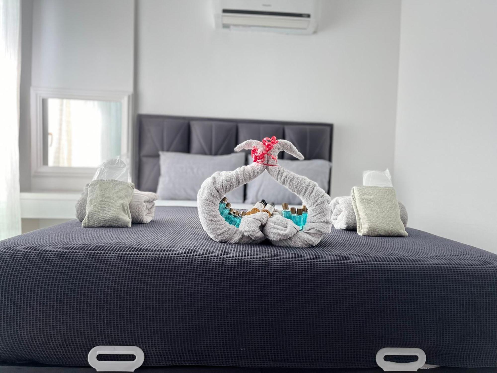 Gardenya Lara Suit Hotel Antalya Eksteriør bilde