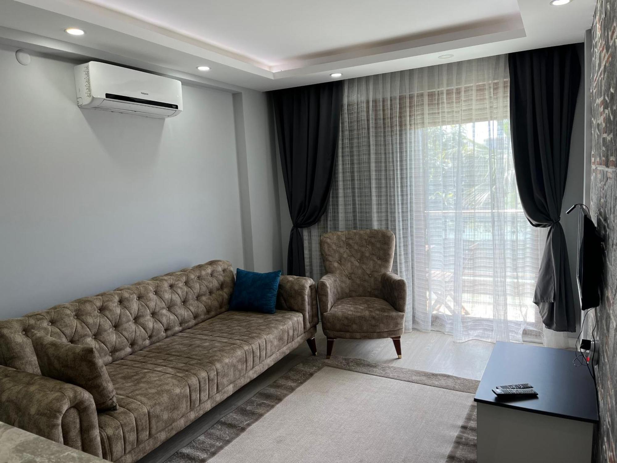 Gardenya Lara Suit Hotel Antalya Eksteriør bilde